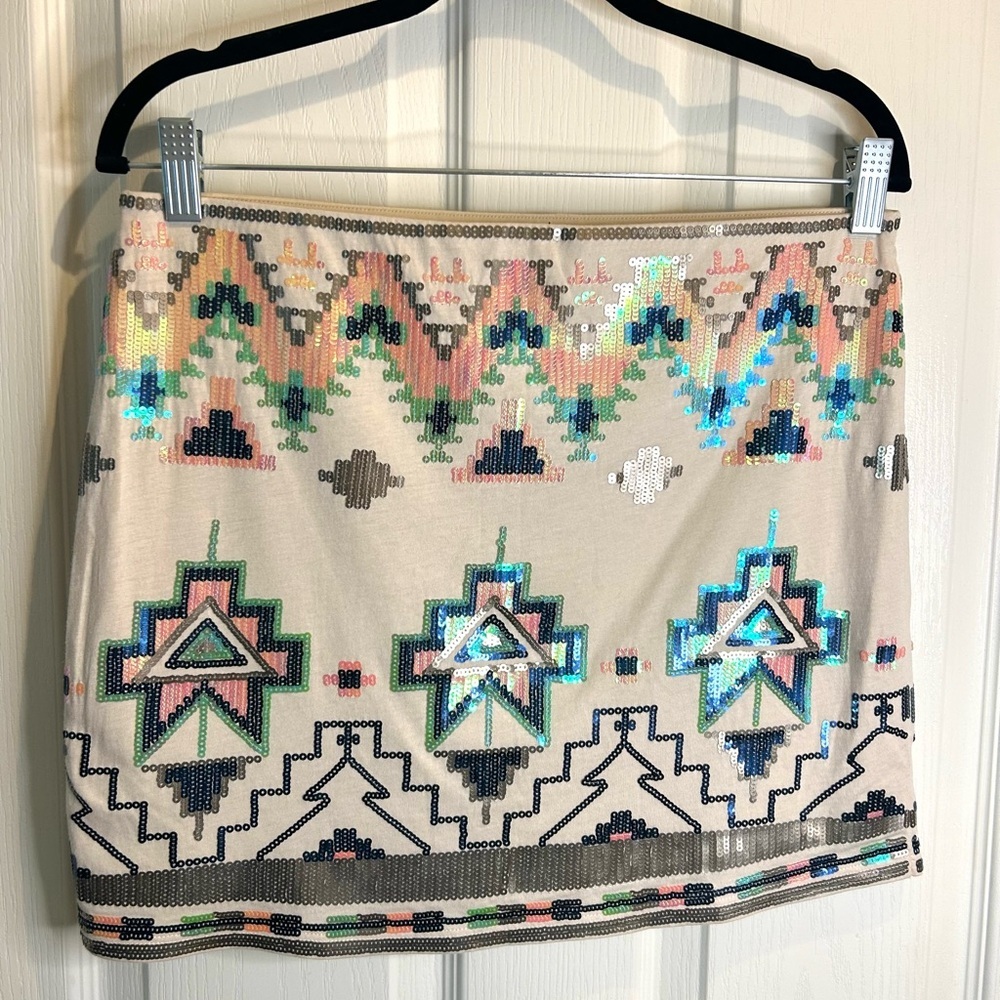 💚”Express” NWT Women’s Cream Colorful Sequin Embellished Mini Skirt🩵 - Picture 4 of 9